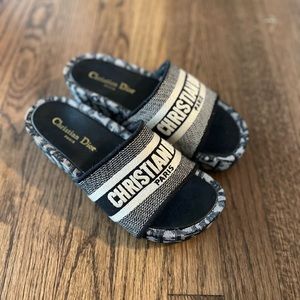 NWOT Christian Dior Oblique Embroidered Platform Sandals Deep Blue